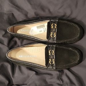 Cute Black Loafers, Size 10